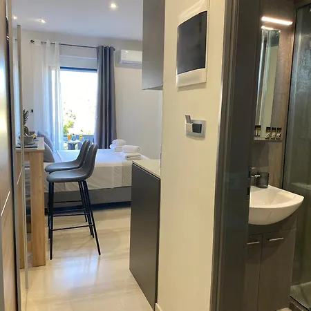 Apartment Rouan *